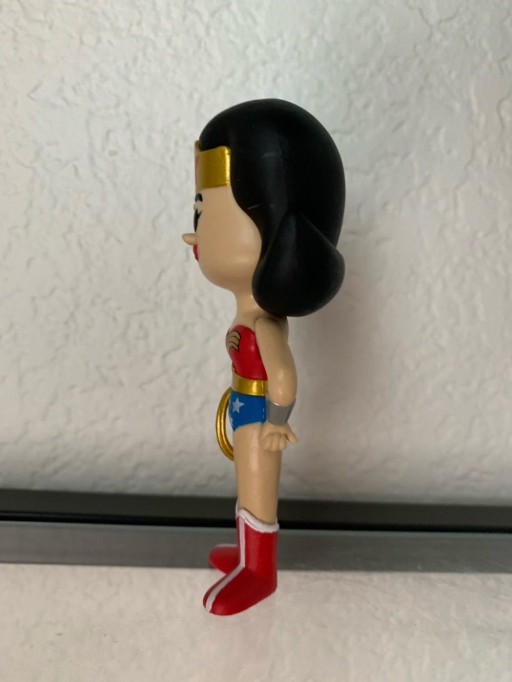 Funko Vinyl Soda Pop - DC Comics - Wonder Woman Common - Funko 45964 - Superhero - Picture 8 of 12
